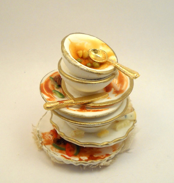 Ppiles of dirty dishes in 1:12 dolls house miniature scale by CDHM Artisan CDHM Artisan Loredana Tonetti