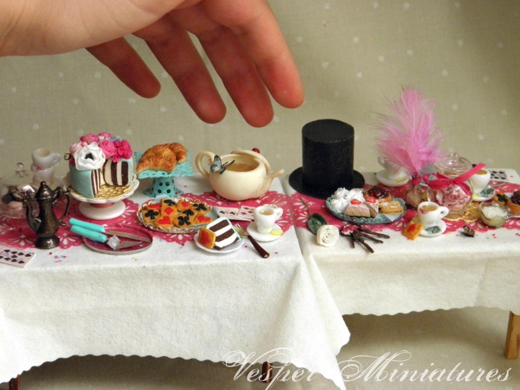 OOAK 1:12 scale dollhouse miniature baskets submission works to IGMA by CDHM Artisan Veselina Koleva of Vesper Miniatures