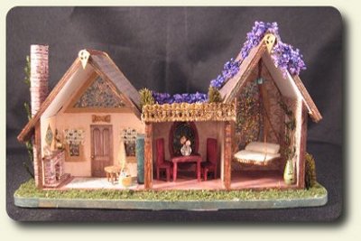CDHM artisan Pat Carlson creating under the business name of Pat Carlson Miniature creates dollhouse miniature 144 scale roomboxes and dollhouses
