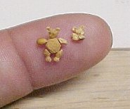 CDHM Artisan Linda Master hand carves 1:12 scale wooden animals for the dollhouse