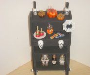 CDHM artisan Leslie Wiedenroth creates 1:12 scale spooky and haunted halloween for the dollhouse