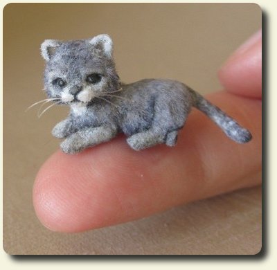 CDHM Artisan Aleah Klay creates furred and hand sculpted 1:12 scale dollhouse miniature animals and fairy teddy bears for dollhouse collectors