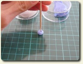 CDHM artisan Peiwen Petigrand of Oiseau deNim Miniatures will teach you a how-to in make French macaroon dessert (Ispahan Macaroons) dollhouse in 1:12 scale