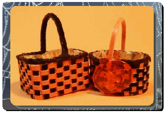 CDHM artisan Monica Graham creates custom 1:12 scale dolls house baskets including halloween decorated hand woven baskets
