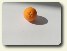 CDHM artisan Hanna Lindroth doing business as Mini Chef shows you a how-to on making peeled oranges in dollhouse 1:12 scale