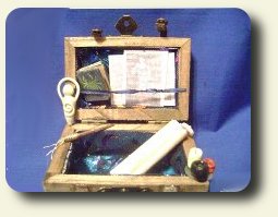 The Miniature Way, Special Feature on dollhouse miniature swaps by CDHM Artisan Alicia Hernandez