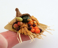 CDHM artisan and IGMA Fellow hand sculpts dollshouse miniature food in 1:12 scale