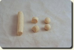 CDHM artisan Linda Cummings, IGMA Fellow shows you a how-to on making carved chicken in dollhouse 1:12 scale