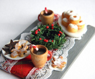 CDHM artisan Veselina Koleva sculpts OOAK 1:12 scale dollhouse miniature foodss