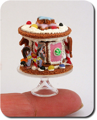 CDHM artisan and IGMA Fellow Linda Cummings creates 1/12 scale dolls house miniature foods