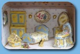 CDHM Artisans Valbuena Miniaturas creates 1/12 and 144 scale dollhouses miniature furniture and roomboxes