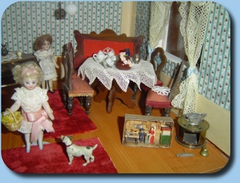 CDHM dollhouse tourism feature of dollhouse miniatures in Hungary, CDHM The Miniature Way, January 2011 featuring Hungary