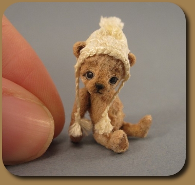 CDHM Artisan Aleah Klay creates polymer clay furred animals including teddy bears and fantasy animals in 1:12 scale dollhouse scale miniature