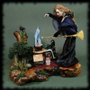 CDHM The Miniature Way iMag Spooky and Haunted in dollhouse miniature scale, 1/12