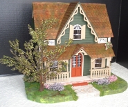 CDHM Artisan Tracy Topps of Minis On The Edge creating scale dollhouses in 1:12 scale