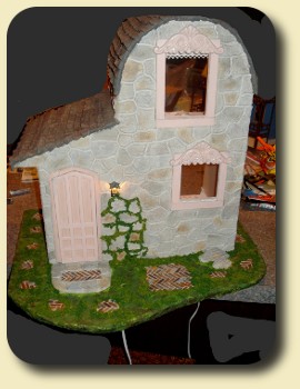 Build a dollhouse from scratch with CDHM Artisan Tracy Topps