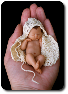 CDHM Artisan Camille Allen hand sculpts 1:12 baby dolls