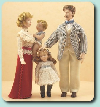 CDHM Artisan Georgina Ritson hand sculpts 1:12 character dolls