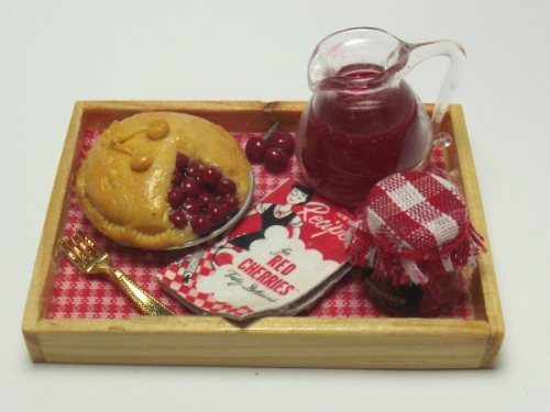  by CDHM Gallery of Sue Kirkham of Home Petite Home creating 1:12 dollhouse miniature foods