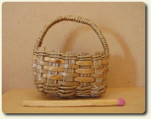 CDHM artisan Lidi Stroud 1:12 scale handmade baskets