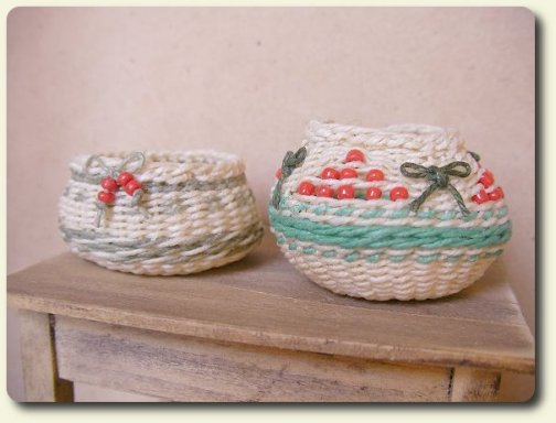 CDHM artisan Lidi Stroud 1:12 scale handmade baskets