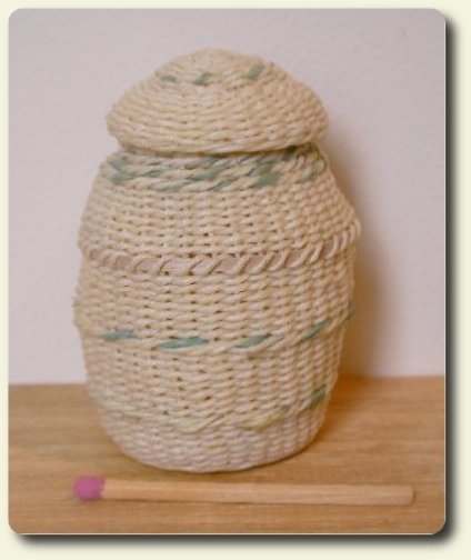 CDHM artisan Lidi Stroud 1:12 scale handmade baskets