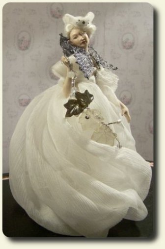 CDHM artisan Beatrice Thierus 1:12 scale porcelain dolls