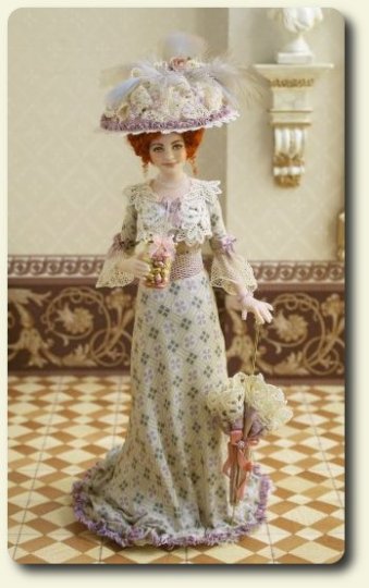CDHM artisan Elisa Fenoglio, miniature porcelain dolls in 1:12 scale