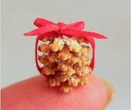 cdhm dollhouse miniature forum, Linda Cummings, IGMA Fellow dollhouse miniature food artisan