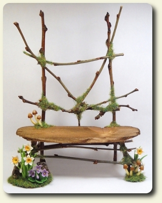 Hand crafted 1:12 scale fairy furniture by CDHM artisan Loredana Tonetti