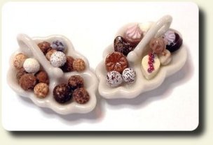 CDHM category feature, Chocolate Candies By Sarah Maloney, IGMA Artisan in dollhouse miniatures