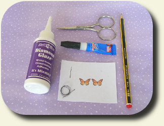 CDHM Artisan Mariella Vitale shows you a how-to on making paper butterflies in dollhouse 1:12 scale
